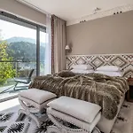 Aries & Hotel 5*