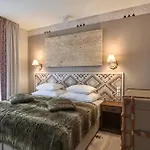 Aries & Hotel 5*