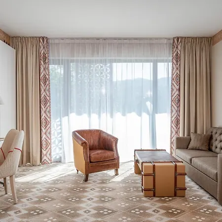 호텔 Aries & 슈차이르크