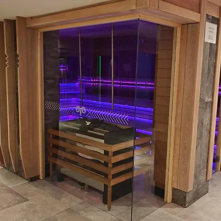 Aries & 5* שצ'צ'ירק