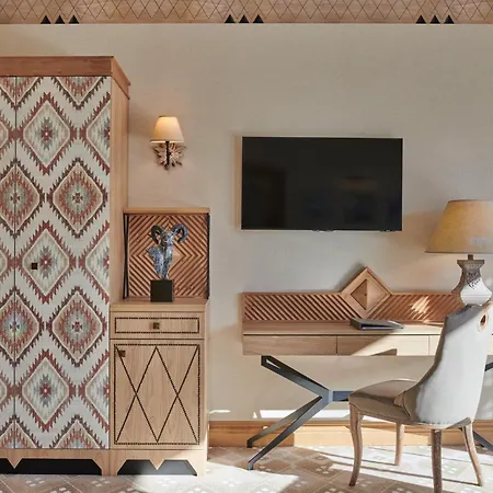 מלון Aries & שצ'צ'ירק