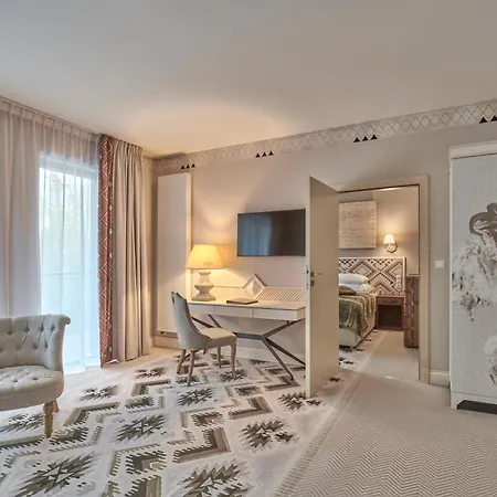 Aries & Hotel 5*