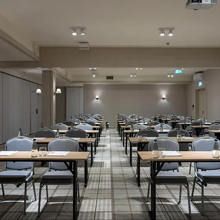 Hotel Aries & 5*