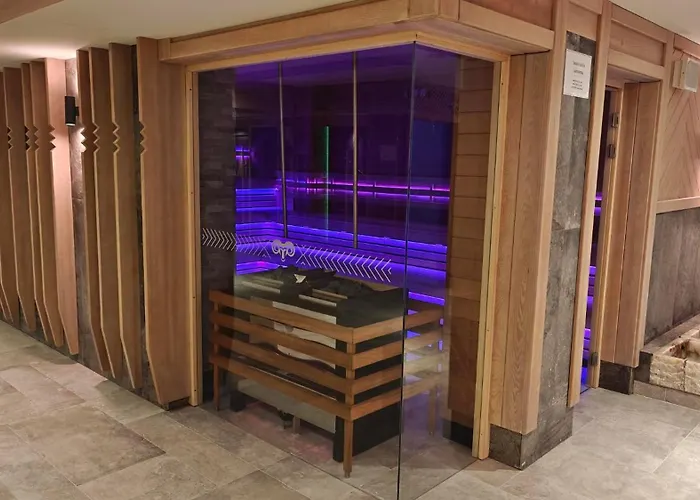 Aries & 5* שצ'צ'ירק