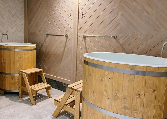 Aries & 5* שצ'צ'ירק