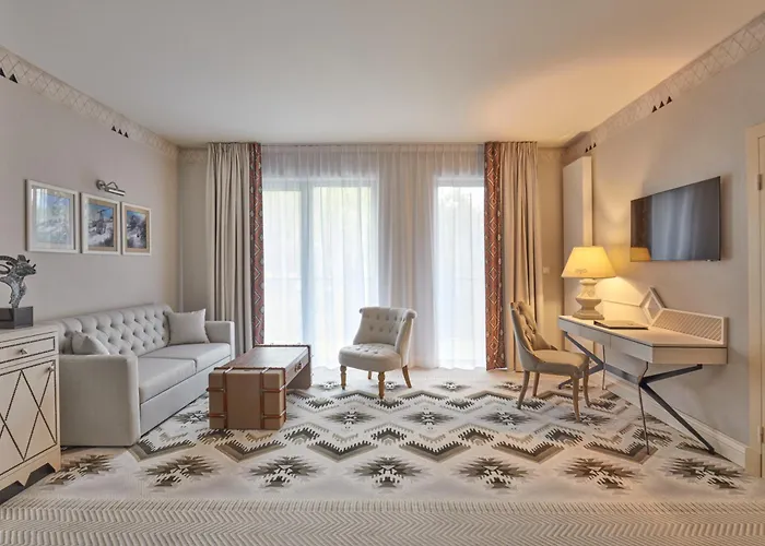 Aries & 5* שצ'צ'ירק